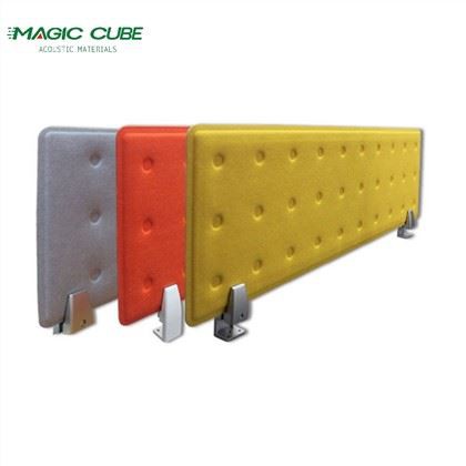 Pembagi Privasi Akustik Hewan Peliharaan